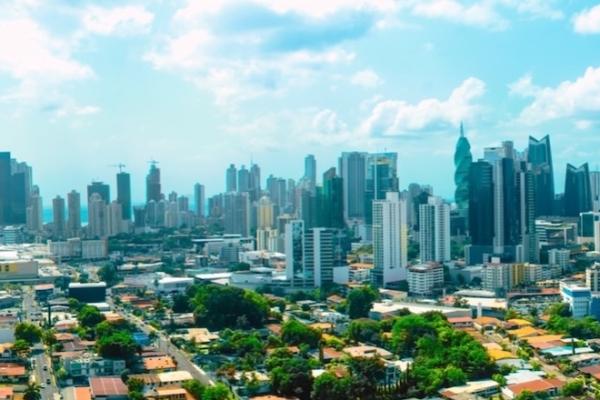 ¿Es buen momento para vender una propiedad en Panamá en 2025?