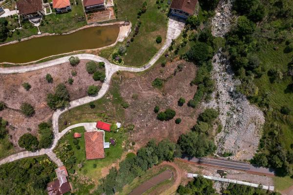 Large building site lot in alta vista, jaramillo