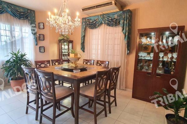 Venta de casa en el bosque, residencial el doral