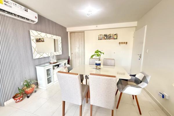 Sale of apartment in torres de versalles ii building