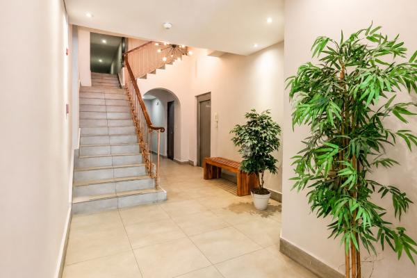 Venta de apartamento con elevador y estacionamiento en casco antiguo