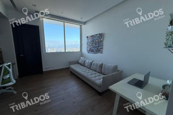 Sale of apartment in ph vitri tower costa del este