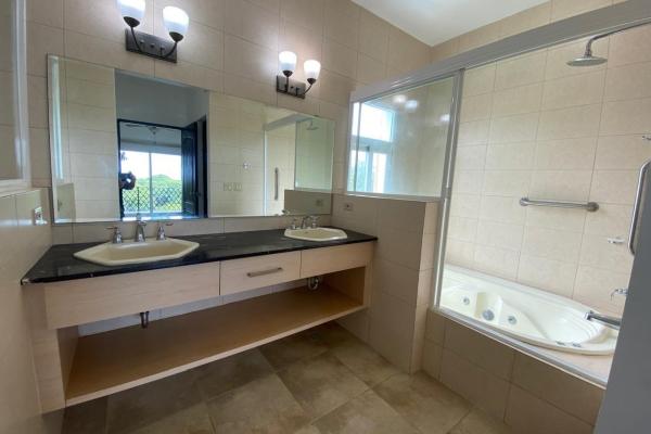 Apartamento de 4 habitaciones en edificio ph el alcazar, en coronado golf