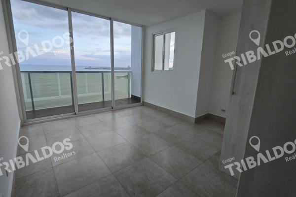 Venta de apartamento en ocean waves nueva gorgona
