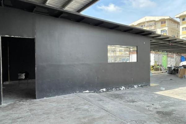 Alquiler de galera de 367.51m2 el crisol en p.h. galeras el crisol