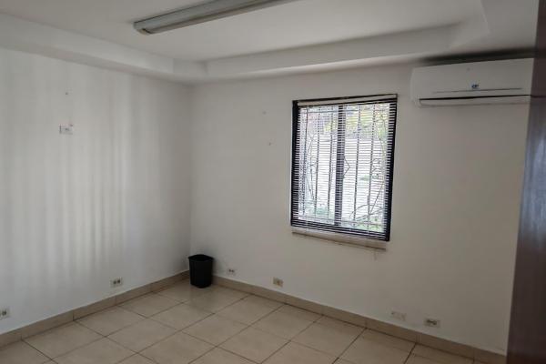 Casa comercial en la cresta a metros de via españa