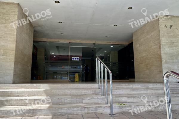 Venta oficina , area bancaria, bella vista