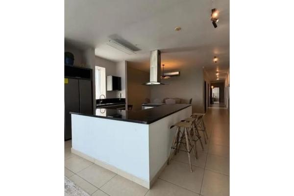 Apartamento en avenida balboa