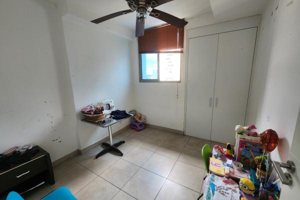 Venta de apartamento en ph alai, vía españa