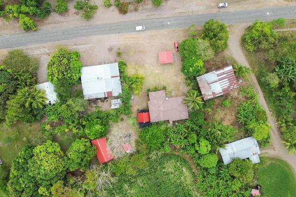 Amplia propiedad con casa y lote de 2.182 m²