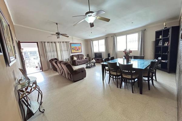 Venta de casa en lomas del golf