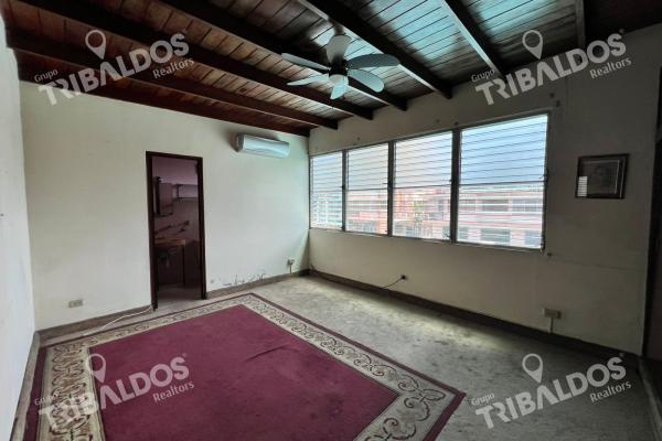 Venta de terreno con mejoras en el carmen
