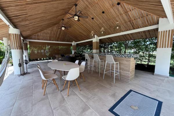 Casa con piscina en coronado golf | amoblada y equipada