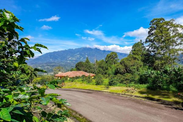 Lote premium para construcción de viviendas en las terrazas –boquete