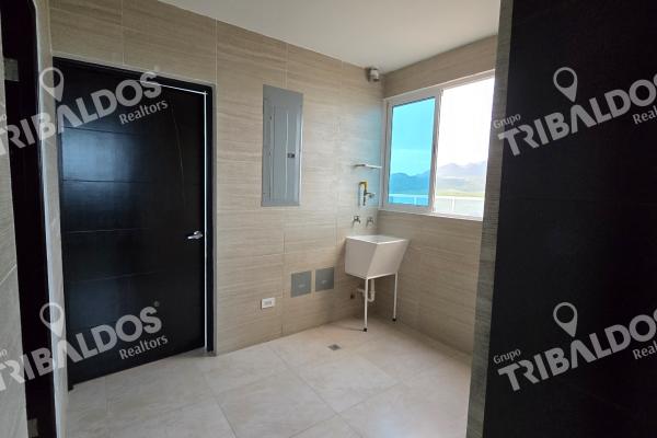 Sale of apartment in ocean waves nueva gorgona