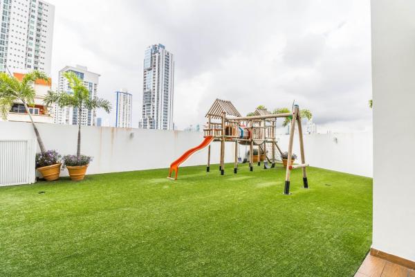 Alquilo apartamento amoblado tee one