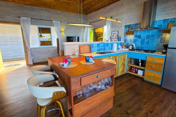 Coral bay bungalows - luxury overwater resort