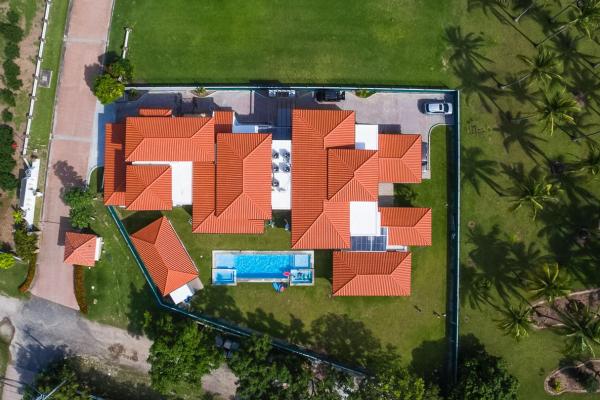 2 houses for sale in ph punta barco village.