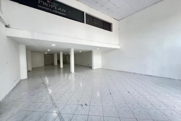 Se alquila local comercial en calle 50