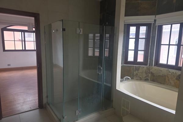 Vendo casa en exclusivo complejo el doral, costa sur