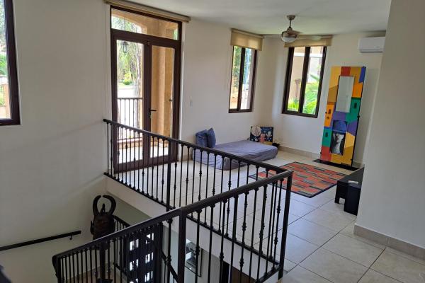 Alquilo embassy club casa forest estate