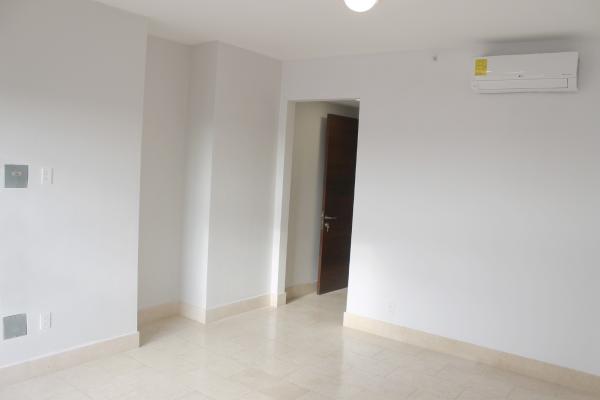 Venta de apartamento en ph greenview, santa maría