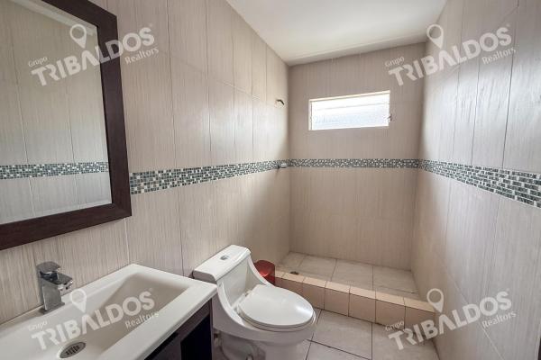 Venta de galera en parque lefevre