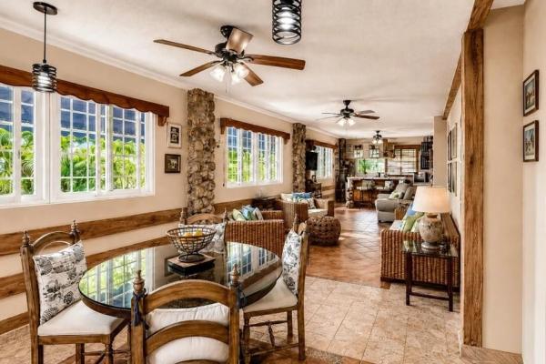 Coronado golf club home with pool