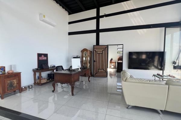 Modern villa, 3 independent guest house and views