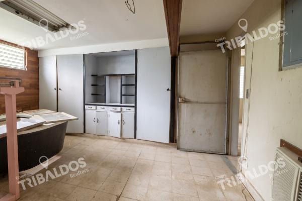 Venta de casa con amplio terreno en altos del golf, parque lefevre