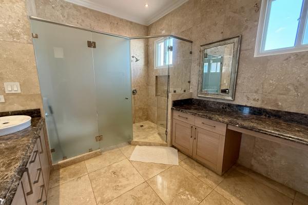 Venta de casa en fairway estates, santa maria