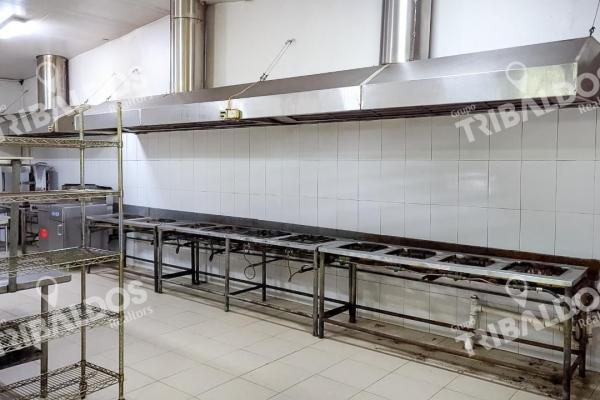 Sale of gas station and 2 commercial premises
