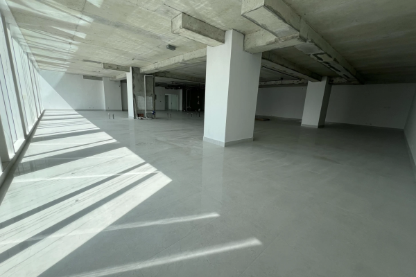 Sale and rental of office in the towers business plaza on 50th street