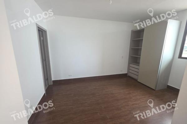 Sale of apartment in costamares