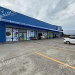 Se vende local comercial con galera bodega