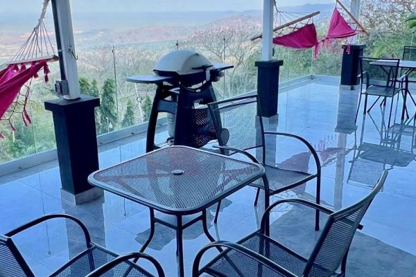 Ocean view loft, 2 bedroom