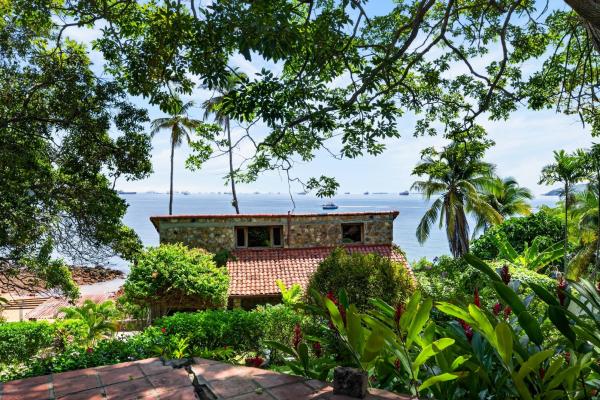Taboga island investment opportunity