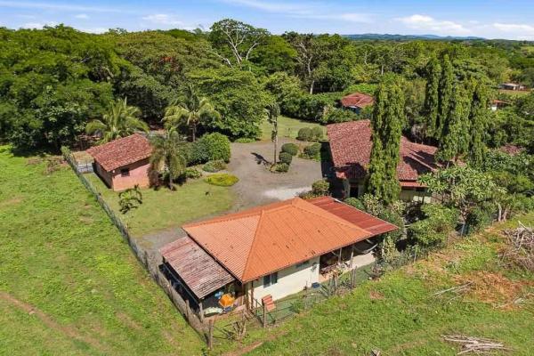 Custom country home with casita in pedasi