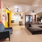 Oasis vía el valle: casa de 4 hab, casita extra, piscina y amplio jardín