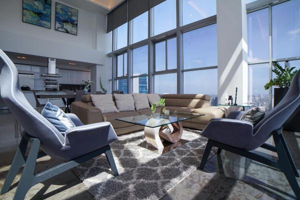 Luxury penthouse in panama city panama