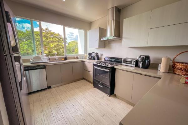 Se vende apartamento en punta barco, san carlos