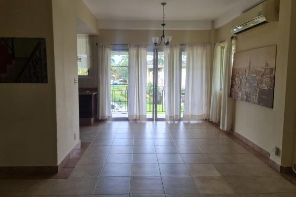 Venta de casa en residencial espinar, colón