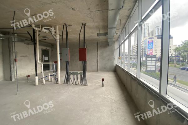 Venta de local comercial en park square medical center