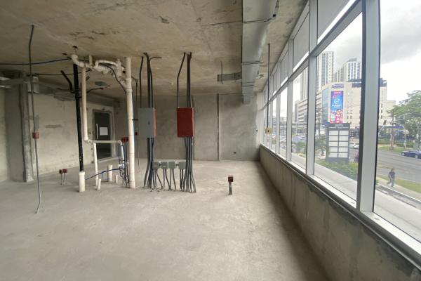 Venta de local comercial en park square medical center
