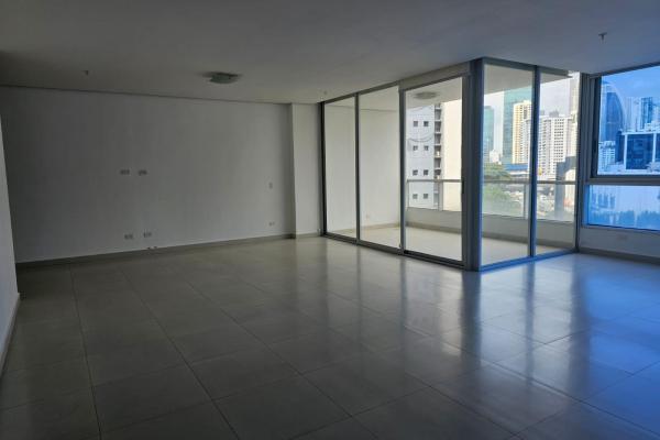 Se vende apartamento marbella 47, reposeído