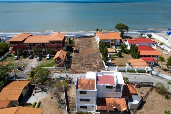 Malibu beach ocean front lot
