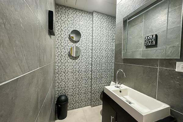 Venta de oficina en obarrio, ph sortis