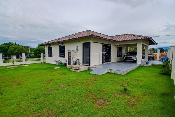 Casa de 3 dormitorios en venta en los algarrobos dolega