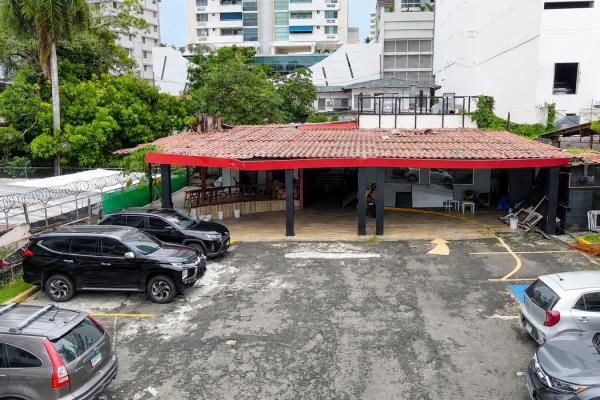 Alquiler de terreno con edificación en el cangrejo