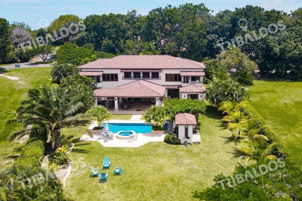 Venta de hermosa casa de playa en buenaventura